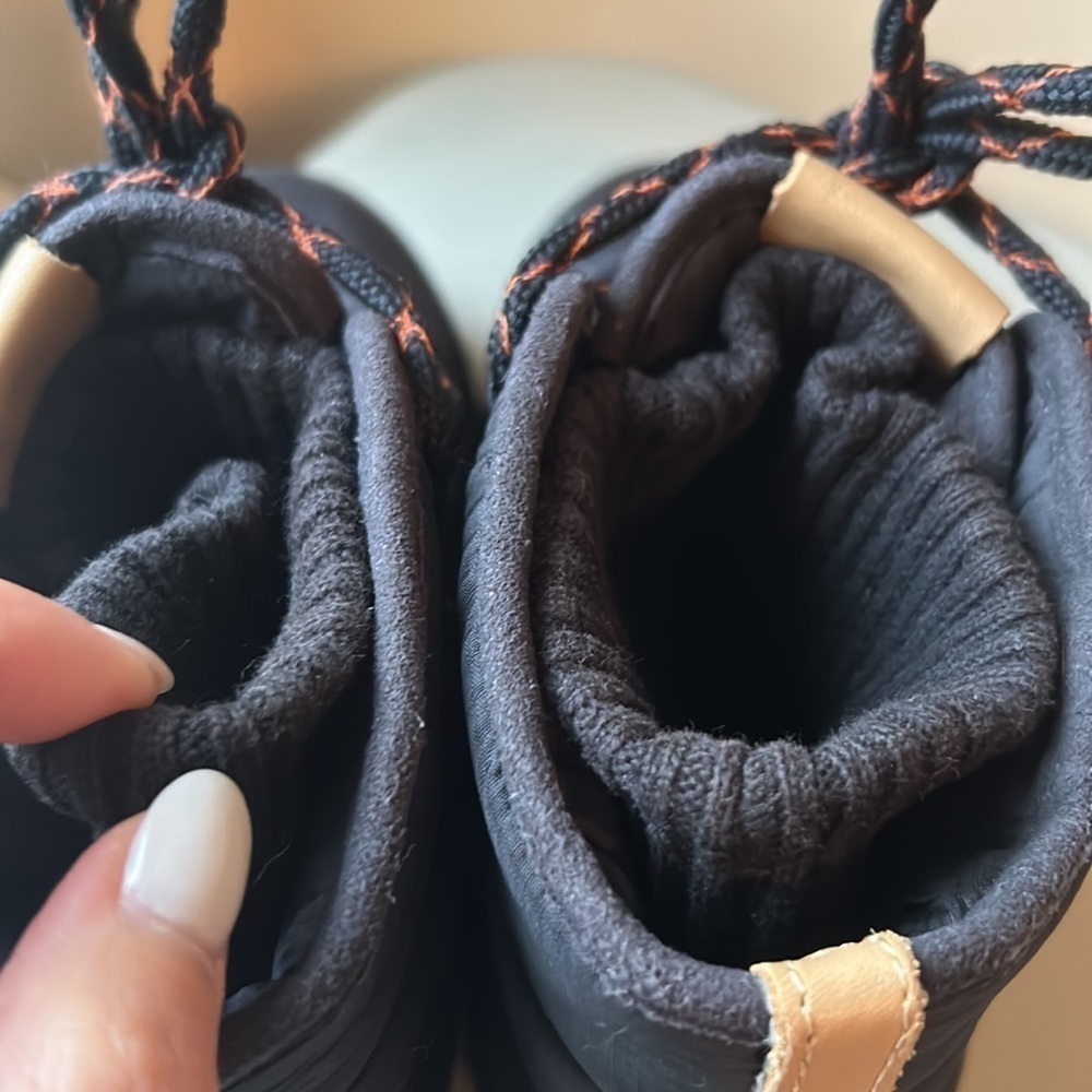 Teva Womens Black Ember Lace Up Moccasin Slipper Cuff Boot Size 5 - Picture 6 of 10